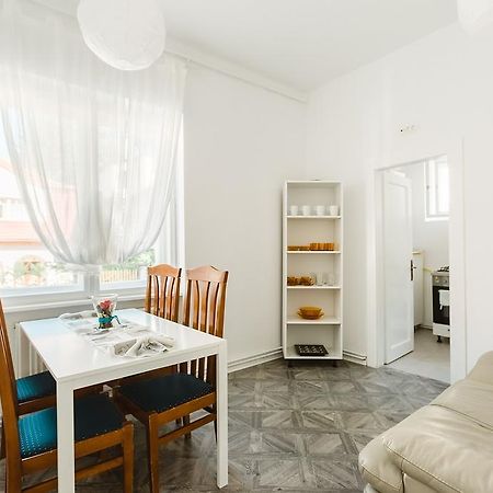 M&F Apartment Brasov Exterior photo
